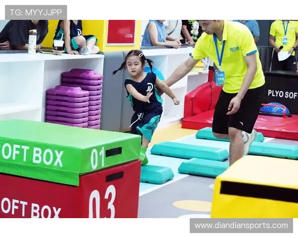 开心体育助力青少年健康成长，培养良好的运动习惯与团队合作精神